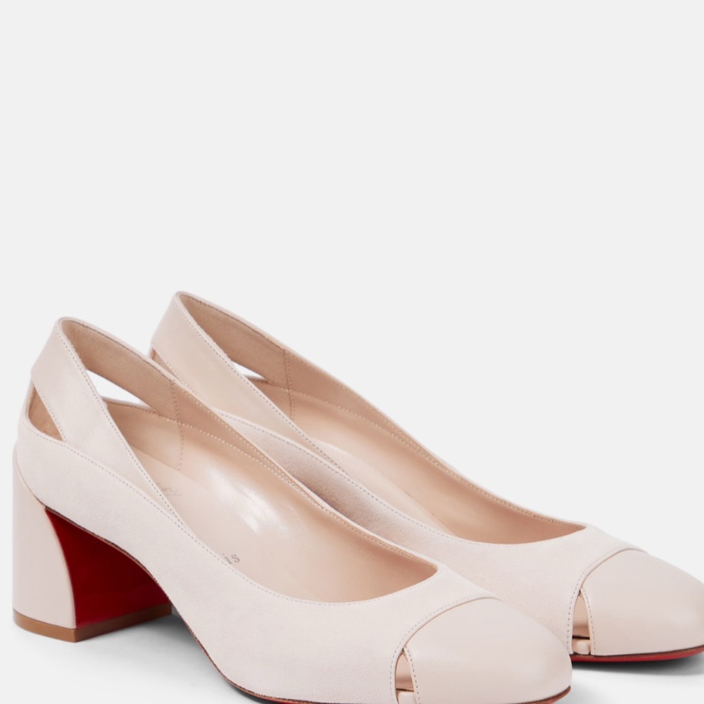 Christian Louboutin MISS DUVETTE
55 Cutout Block Heels Pumps Shoes
Leche42(US12)
